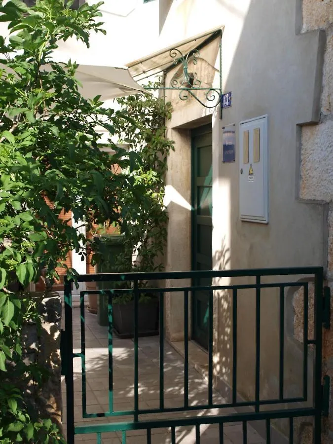 Apartment Krnica N43 0*,