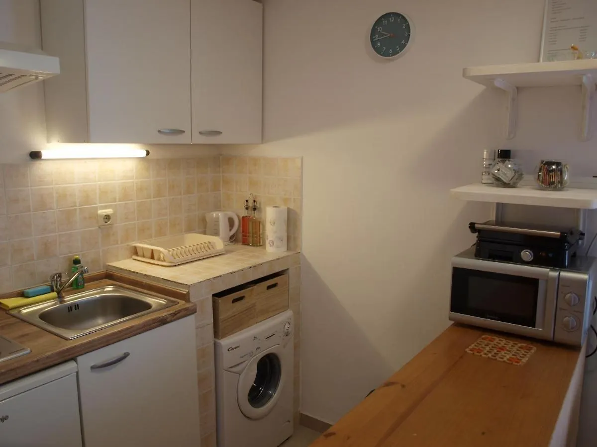 Apartment Krnica N43 0*,  Croatia